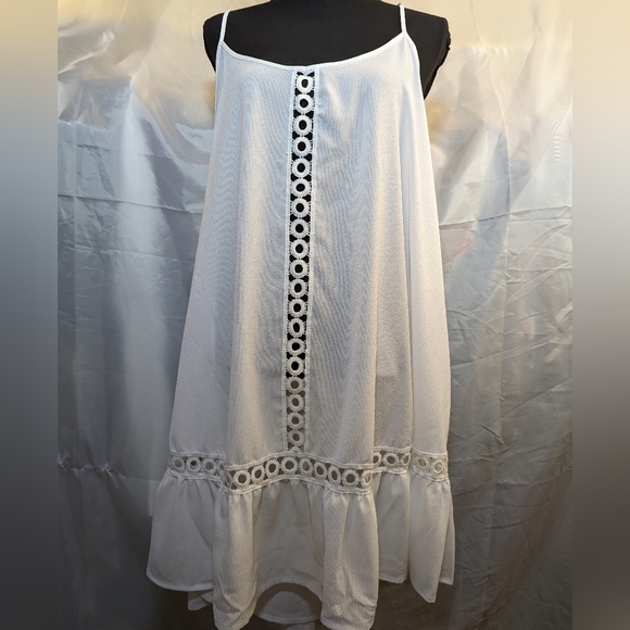 Plus size swim cover with peekaboo eyelet front new - Picture 4 of 5